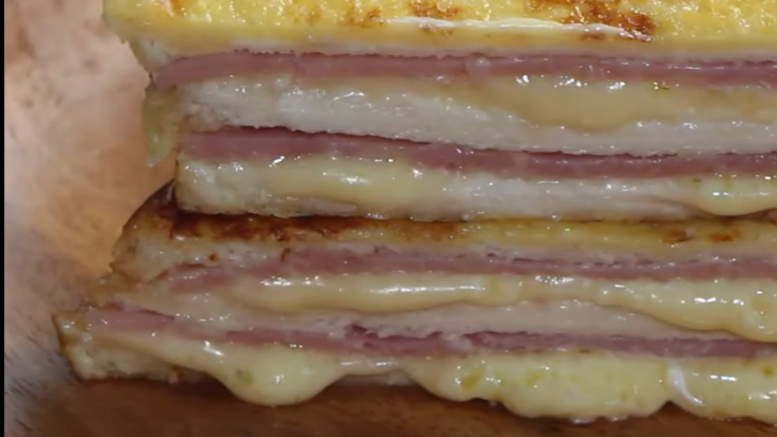 Bundáskenyér sajtos sonkás