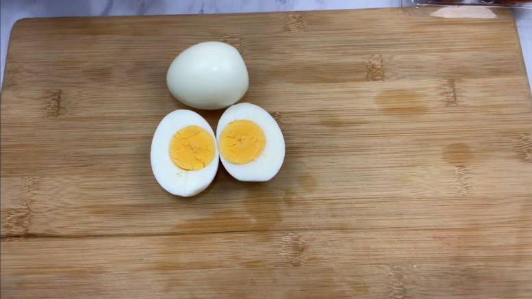 Kemény tojás mikróban