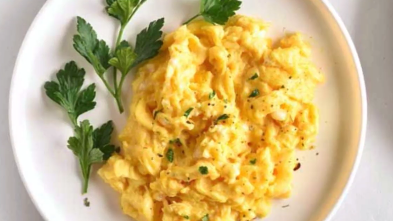 Tojásrántotta babának