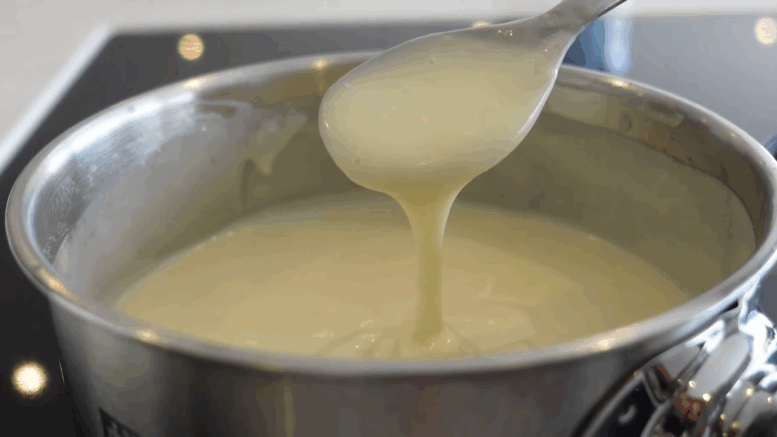 Besamel mártás tojással